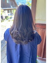 ムク(MUKU)&nbsp;ワンカールパーマ＋ベージュ＋切りっぱなし