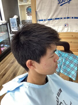 バーバー コガ(BARBER KOGA) ショートカットスタイル