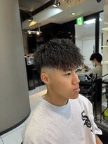 アイズ 海老名(AIZU) ツイストスパイラルパーマ スペインカール 海老名パーマ 眉毛