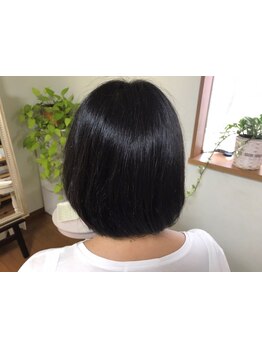 丁寧なカウンセリングで、一人一人の髪質やクセを見極め、お悩みを解決◎あなたの理想の髪質へ導きます