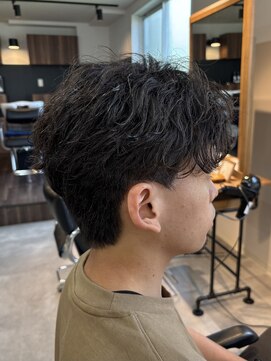 シーフ 千葉(Cyf) フェザーパーマ/フェザーショート/センターパート/千葉駅/保立