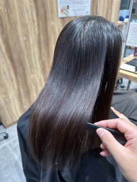 アヴァンス 箕面(AVANCE.) 髪質改善ストレート