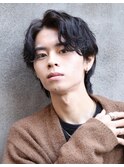 センターパートウルフ