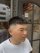 フォーコーナーズ(Four Corners)&nbsp;スキンフェードツーブロック刈り上げジェットモヒカンマンバン