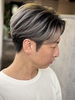 ホーミーズ 横須賀中央店(homies)&nbsp;シャドウルーツバレイヤージュ ハイライト シルバーアッシュ