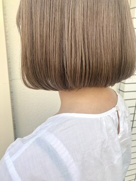 マーシィ(MARCIE) シアーベージュ×ミニボブ/ホワイトミルクティー×ボブショート