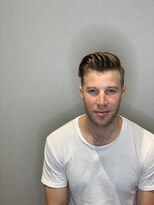 リバレッジ 広尾(Leverage)&nbsp;メンズバーバーフェードツーブロックスタイル