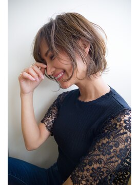 ライリー(riley) riley大人かわいい小顔丸みのあるショートボブ　20代30代40代