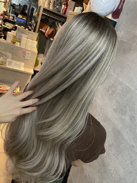 ラルガ 城野店(Raruga) シャドールーツ