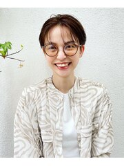 大人かわいい抜け感ショート