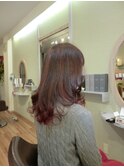 動きを出す為の控えめな巻き髪スタイル♪