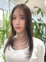 ピークアブー アヴェダ アトレ恵比寿(PEEK-A-BOO AVEDA)&nbsp;顔まわりレイヤー／レイヤーカット／オリーブグレージュ