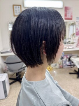 アトリエリーベル ナチュラルショートボブ