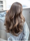 ロング　レイヤーカット　透明感　アッシュカラー　20代30代