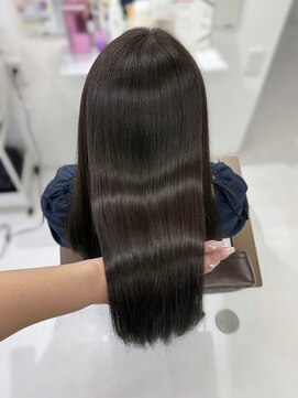 ハピネス 梅田茶屋町店(HAPPINESS) 韓国風/レイヤーカット/顔周り/顔まわり/髪質改善/ベージュ