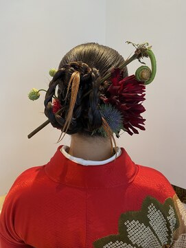 ビファインクーアヴェダ(Be fine coo AVEDA) 成人式、卒業式へアセット&着付け