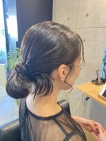 エニル(ENYL)&nbsp;人気のタイトなカチモリアレンジヘア