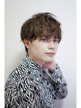 ディスオモテサンドウ 表参道(This OMOTESANDO) 大人気20代には、こなれヘアスタイル［表参道、青山］山本