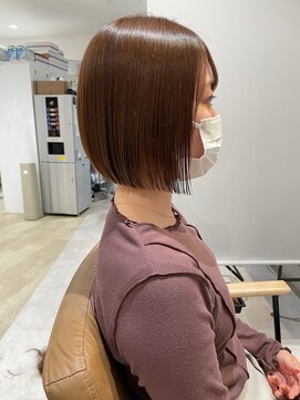 トゥルーズ(TLUUS) TLUUS似合わせカット外ハネボブペールベージュ