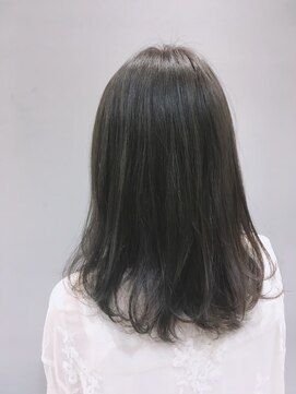 ルッソ チアロ(Lusso chiaro) ストレートセミディ/30代40代50代