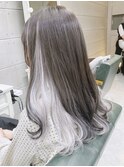 ホワイトグレーベージュインナーカラー　days