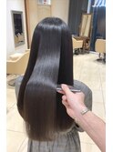 憧れのツヤ髪はこちらから!プレミアムトリートメント