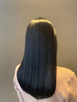 ニコヘアープラス(NICOhair+)の写真/【当日予約OK◎】誰もが羨む、うる艶質感！豊富なトリートメント×丁寧なカウンセリングで髪質改善♪