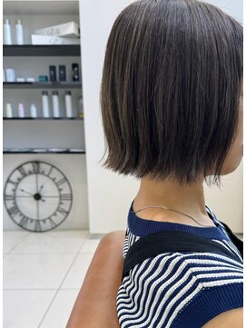 リュドール 一宮(Rue D'or) ぱっつん外ハネボブ。