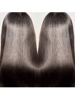 アグラントープ(a Gland taupe)&nbsp;触りたくなる美髪♪大人キレイな艶カラーロング　20代30代40代