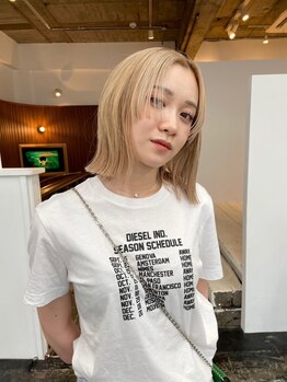 メゾンアメリナンバーツー(Maison Amelie N°2)の写真/ヘアスタイルを変えると洋服の見え方が変わる！≪ファッション×ヘア≫のトータルコーディネート★