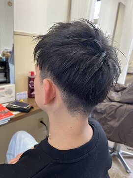 コアフィールフィス(COIFFURE fils) 《見附　今町》メンズ　ツーブロ　短髪