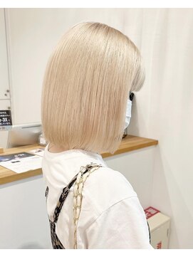 ルッツ(Lutz. hair design) 4/14【髪質改善ブリーチカラー】ブロンド【千代田彩夏】