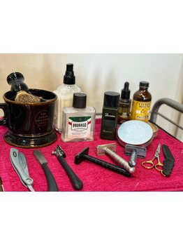 細部までこだわった熟練の職人技で”ワンランク上”の大人の男の魅力をご提供。