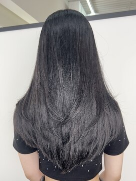 チェルシー 梅田(CHELSEA) レイヤーカット/グレーブラック