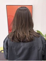 ヨエン(YOEN) 軽すぎないレイヤーカット