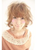 弾むカールとエアリー感がポイントの愛されヘア〈旭川〉