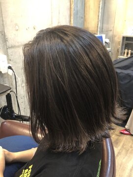 ロダット 横浜(LODAT by little) 外ハネ×ナチュラルハイライト