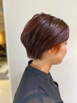 マシェリ(ma cherie) ワンポイントカラーをきかせたショート