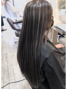 クレア(CREA) シルバーメッシュカラー