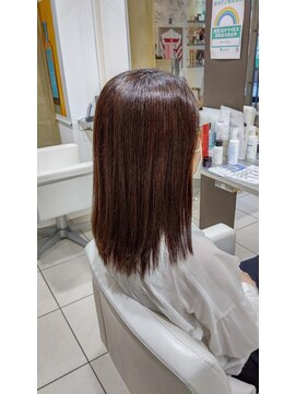 ヘアーアティレ(HAIR attirer) 大人のローレイヤーセミ