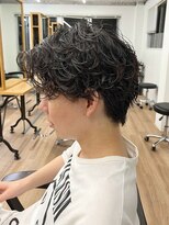 メンズカット メンズパーマ 刈り上げ センターパート 波巻き