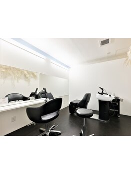 半個室×ヘアケア特化型サロンの本格ケア技術で圧倒的な艶髪へ[札幌/髪質改善/ヘッドスパ/トリートメント]