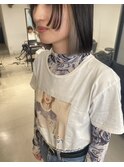 ホワイトベージュ×顔周りやイヤー