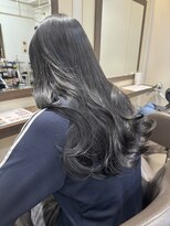 ヘアーアンドメイク ビス(HAIR&MAKE bis) 韓国風 ブリーチを使わない透明感カラー【井澤彩】