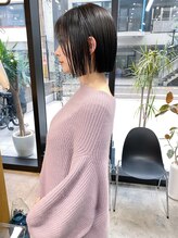 フィーカ(Fiika) ボブ/タッセルボブ/切りっぱなし/ダークグレージュ【肥後橋】