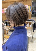 クオン(kuon) 首元すっきりボブ