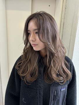 ヘアーデザイン シュシュ(hair design Chou Chou by Yone) 白髪ぼかしハイライト/ベージュ/バレイヤージュ/天神カラー