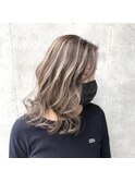 レイヤーメルティカラーフェミニンロング似合わせカット14