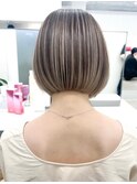 ハイライトバレイヤージュダブルカラーショートカット30代40代