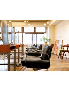 気取らないけどセンスある！透明感と髪質改善を実現して無理のないおしゃれが叶う場所◎